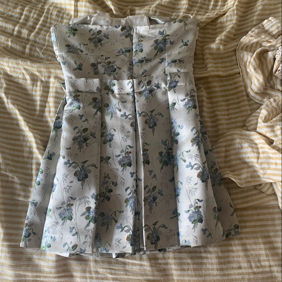 Never Worn Alexander McQueen Halter Party dress - Picture 4 of 7